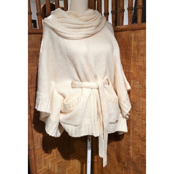 Michael Kors Women Cream Cowl Neck Belted Knit Cape Poncho jacket Sweater SZ S/M - Picture 4 of 7